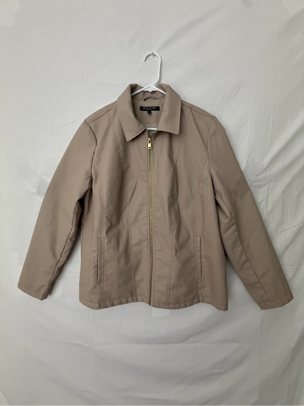 Baccini Women’s size  L Beige Faux Leather Zip Jacket(A709)